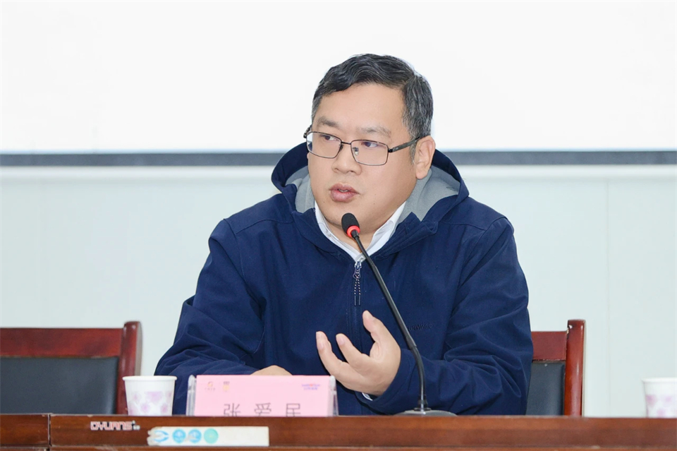 长龙街道、开云官方注册-开云(中国)
智能召开首届年货盛惠暨送春联文化惠民活动工作会议