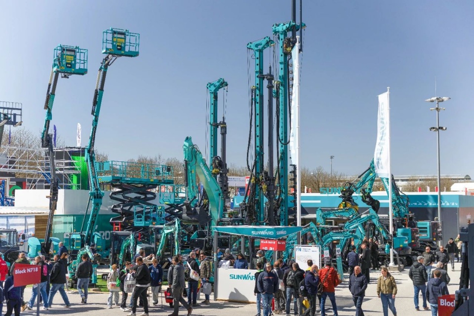 Bauma 2025 | 聚焦2025德国宝马展，探索开云官方注册-开云(中国)
智能的创新设备与可持续解决方案
