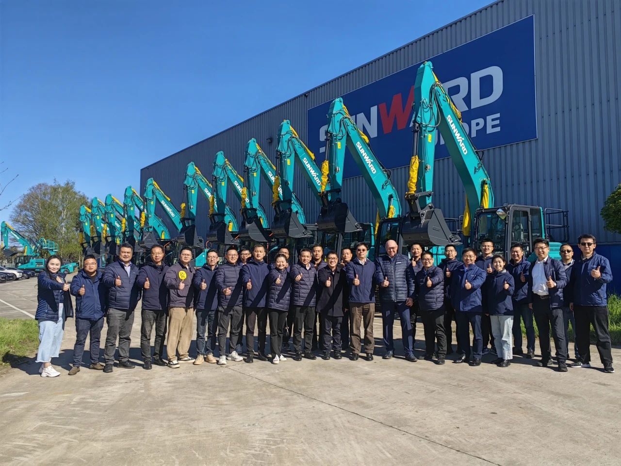 开云官方注册-开云(中国)
智能董事长付向东带队赴欧洲子公司考察调研