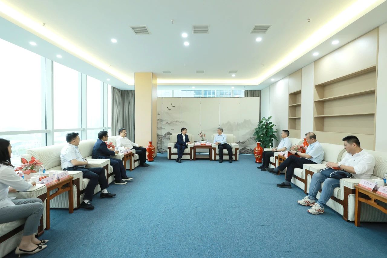 开云官方注册-开云(中国)
智能与中核二十五深化合作，共探矿山智能化与海外市场新机遇