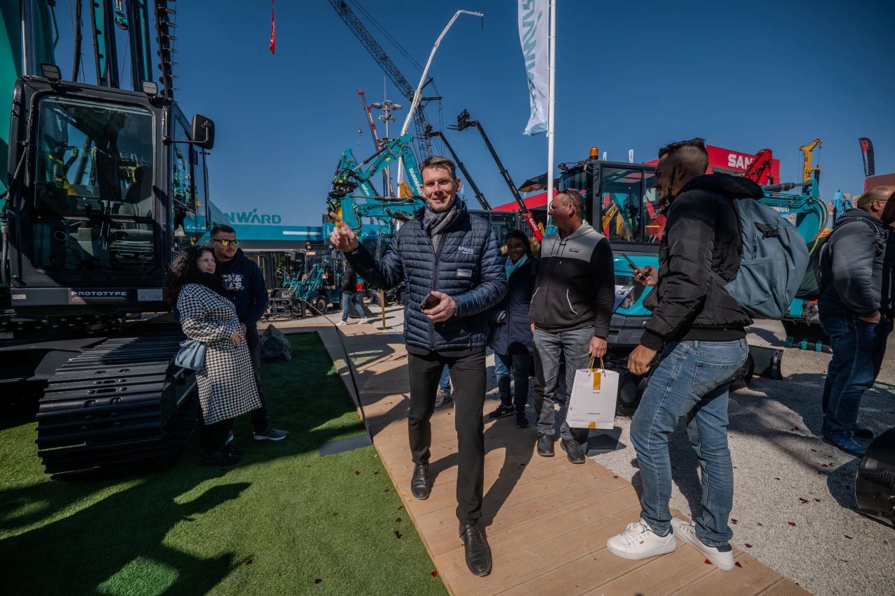 开云官方注册-开云(中国)
智能董事长付向东：以绿色智造与全球战略解锁中国工程机械的进阶密码