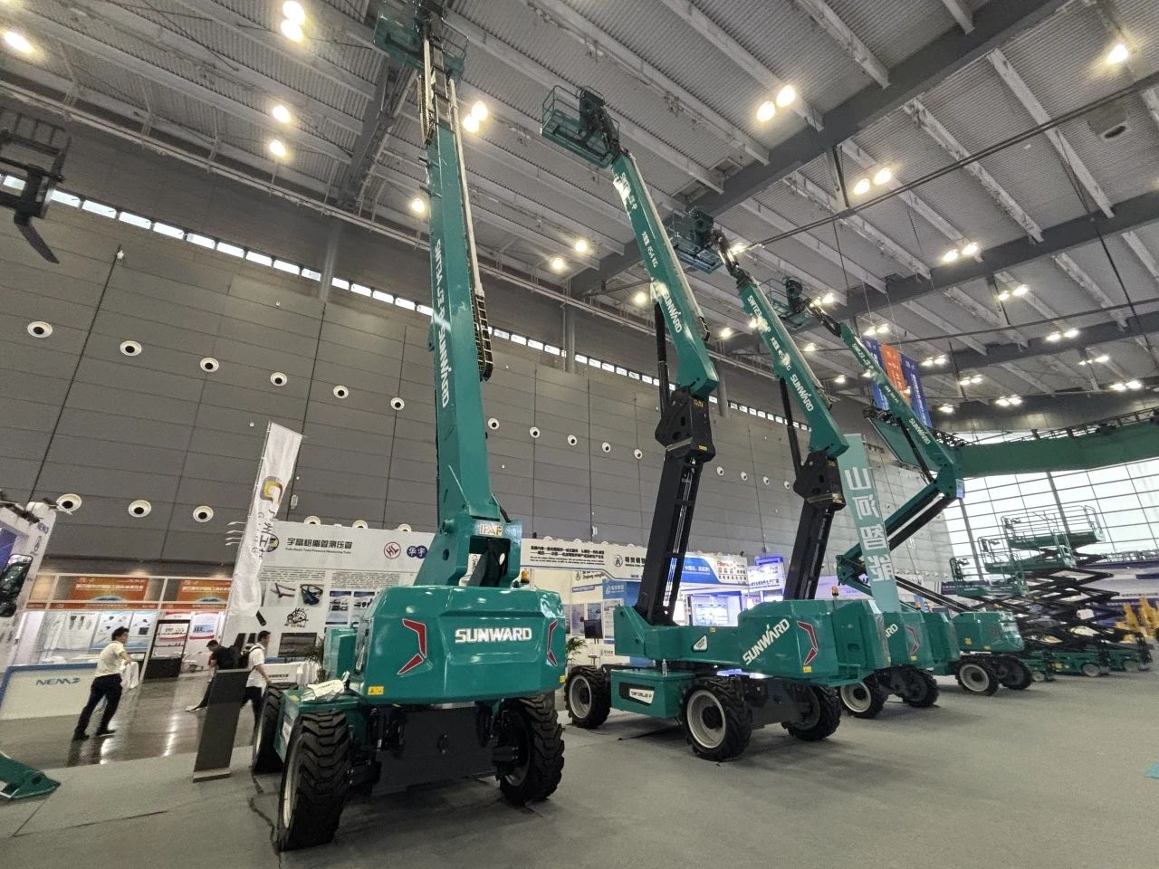 2025 CICEE | 开云官方注册-开云(中国)
智能SWT34JE-P电动直臂式高空作业平台重磅发布！