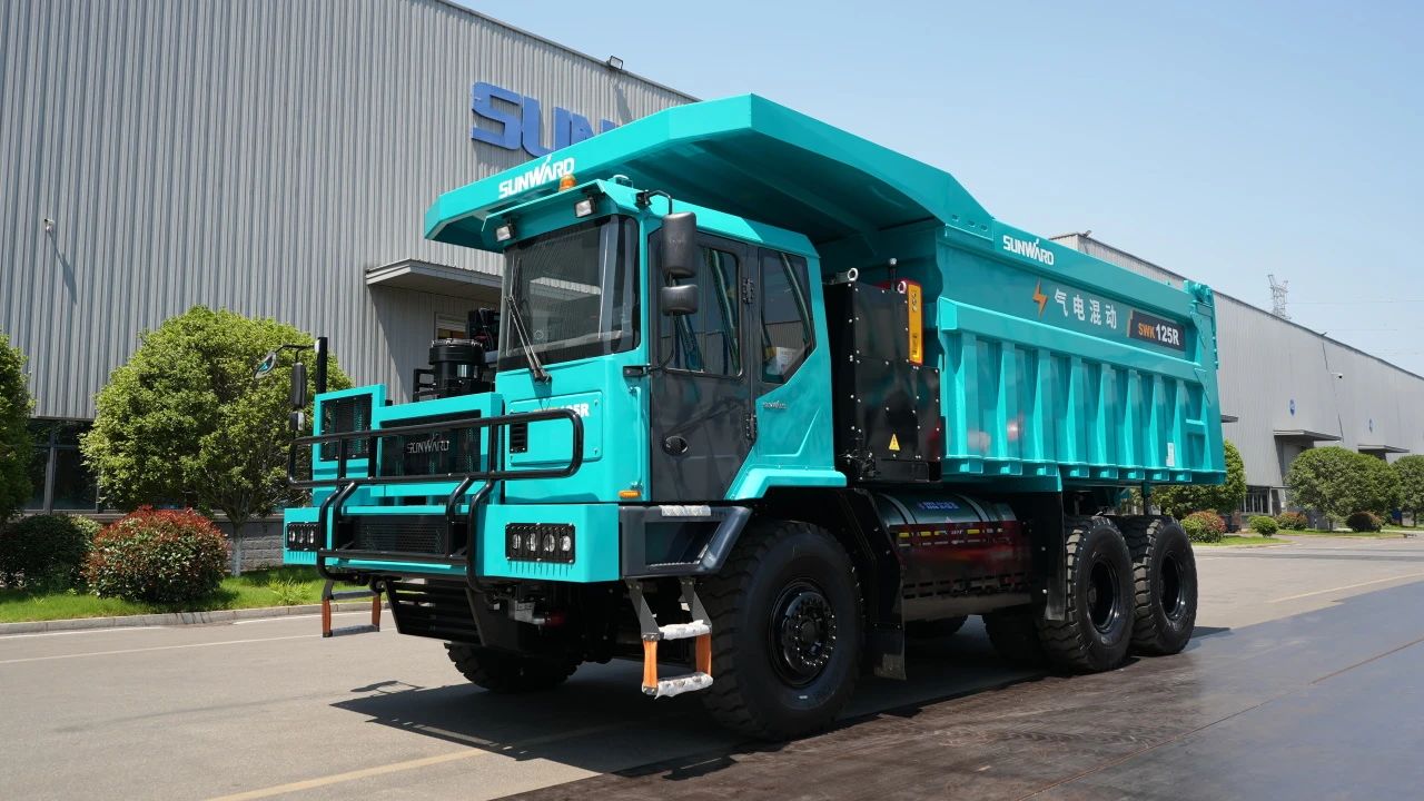 2025 CICEE | 开云官方注册-开云(中国)
矿岩两款重磅新品亮相2025长沙展