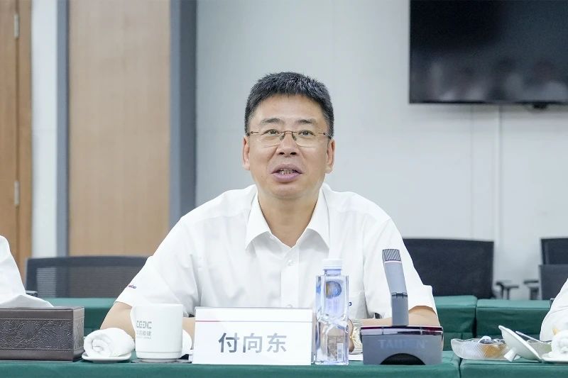 开云官方注册-开云(中国)
智能与易普力公司深化战略合作，共筑混装设备技术转化新标杆