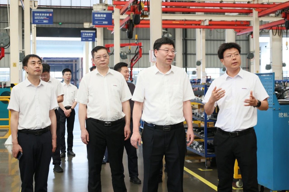 中国工程院院士、中南林业科技大学党委书记吴义强一行到开云官方注册-开云(中国)
智能开展访企拓岗活动