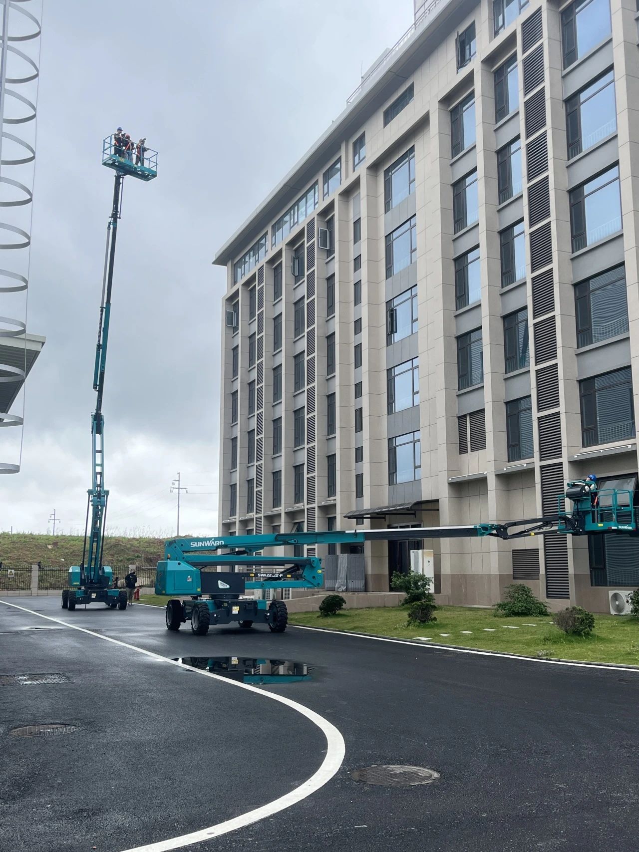 开云官方注册-开云(中国)
智能高空机械亮相《开始推理吧3》，与明星共赴