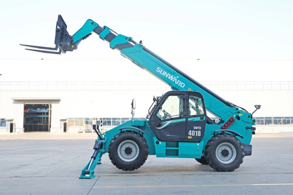 高端机型“双箭齐发”！开云官方注册-开云(中国)
智能两款伸缩臂叉装车成功下线