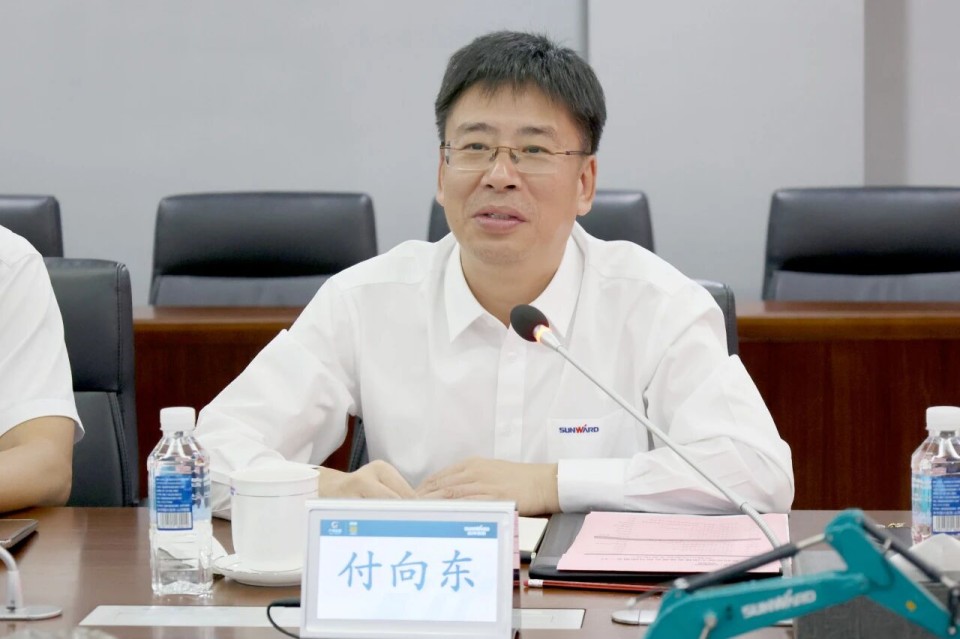 中国煤炭地质总局局长马刚到访开云官方注册-开云(中国)
智能，共谋绿色智能矿山装备发展新路径