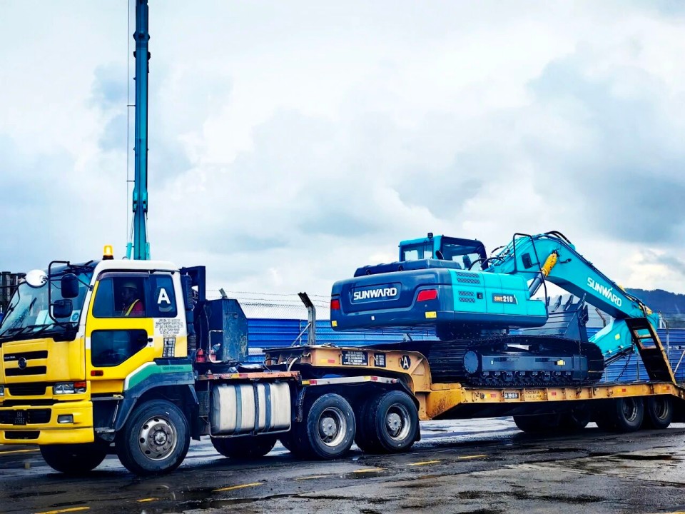 开云官方注册-开云(中国)
智能高端设备批量交付，助力马来西亚基建升级