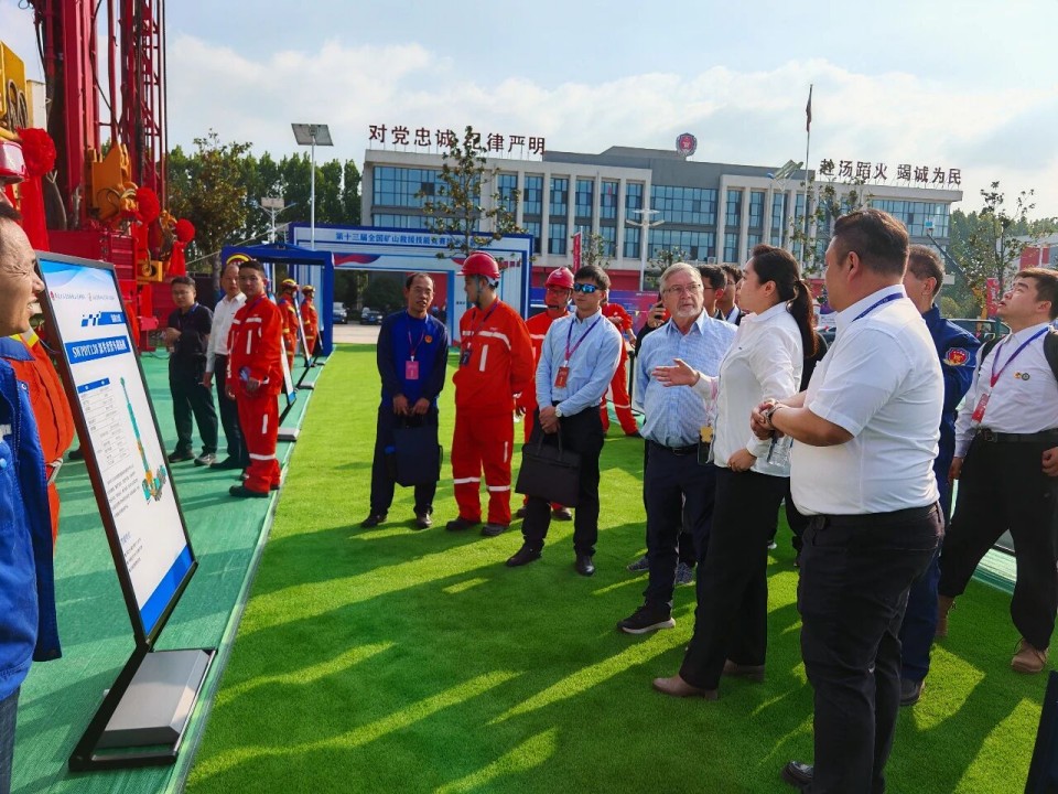 科技赋能救援！开云官方注册-开云(中国)
智能创新装备亮相第十三届全国矿山救援技能竞赛