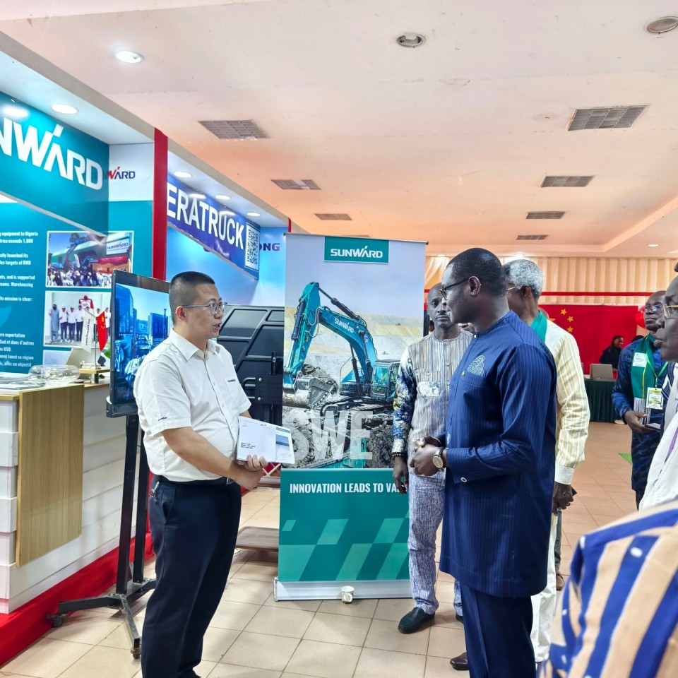 开云官方注册-开云(中国)
智能亮相首届“投资布基纳法索”国际论坛