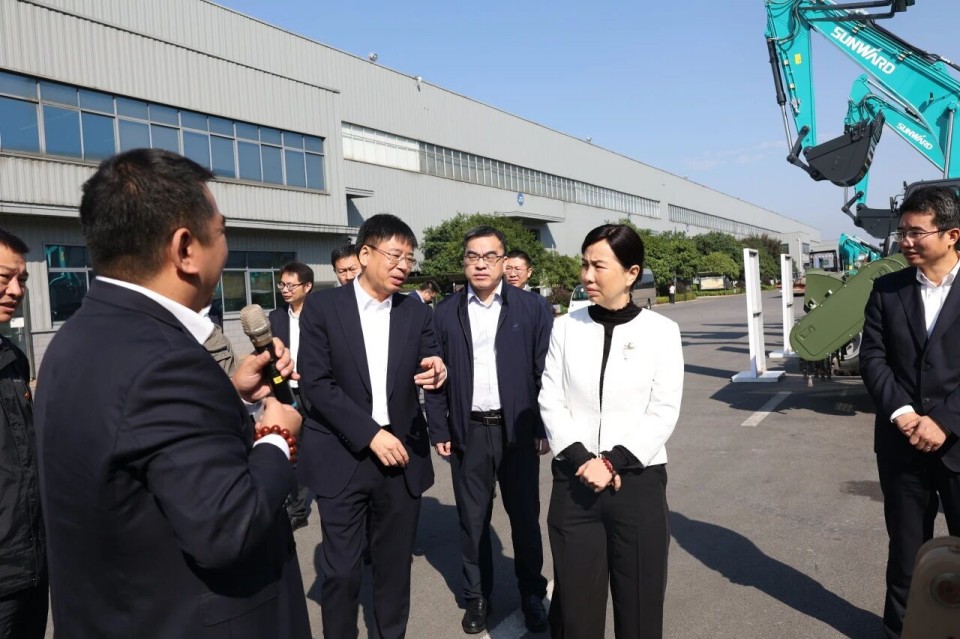 聚焦应急装备研发生产，共探实战适配新路径——广州市应急管理局党委书记、局长叶芳调研开云官方注册-开云(中国)
智能